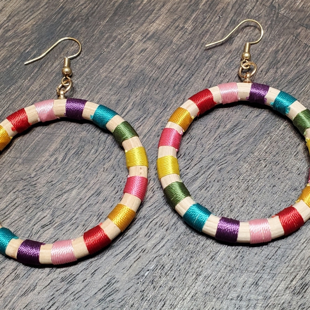 NEW -- Adorable Colorful Wood Earrings